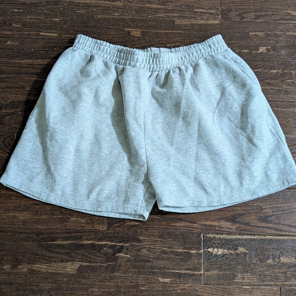 PrettyLittleThing Sweat Shorts Light Heather Gray